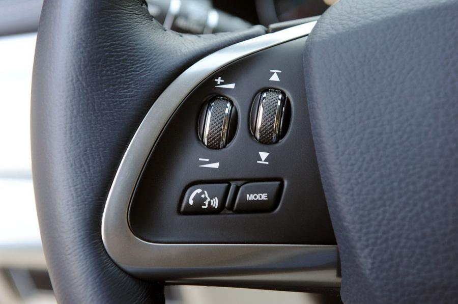  Jaguar XF Supercharged 2012 года  (фото 28 из 65)